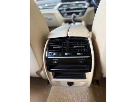 2017 BMW 5 Series - thumbnail 22