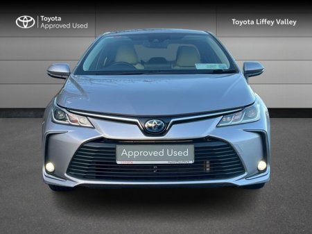2021 Toyota Corolla LUNA SPORT 4DR SALOON AUTO €23,950 thumbnail
