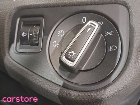 2016 Volkswagen Golf - thumbnail 17