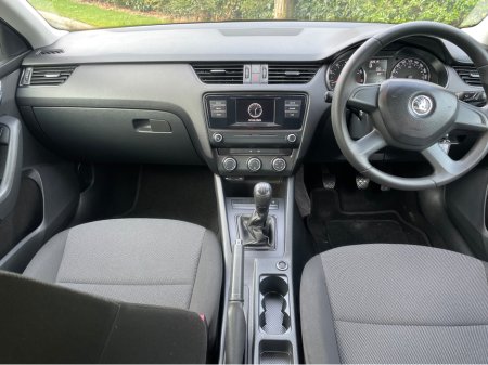 2015 Skoda Octavia ACTIVE 1.2 TSI 105HP 4DR thumbnail