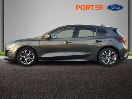 2024 Ford Focus ST-Line 1.0L EcoBoost 125PS mHEV €27,950 thumbnail