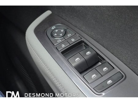 2025 BYD Dolphin SURF BOOST EV €21,800 thumbnail