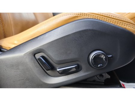 2017 Volvo XC90 2.0 T8 INSCRIPT T-ENG AWD AUTO 5DR TWIN A €29,950 thumbnail