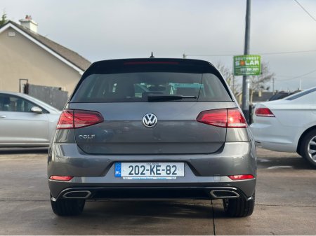 2020 Volkswagen Golf R-LINE 1.5 TSI MANUAL 6SPEED FWD 5DR 150HP 5 €23,950 thumbnail