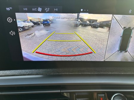 2024 Peugeot 3008 1.2 MHEV PureTech 136bhp eDCS6 Allure €34,950 thumbnail