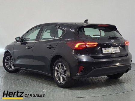 2023 Ford Focus - thumbnail 3