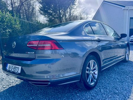 2016 Volkswagen Passat - thumbnail 7