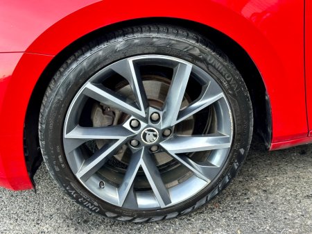 2017 Skoda Superb - thumbnail 8