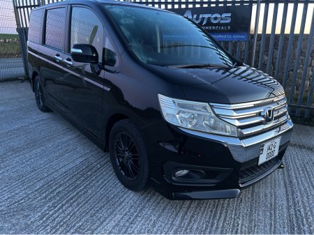 2014 Honda Stepwagon - thumbnail 6