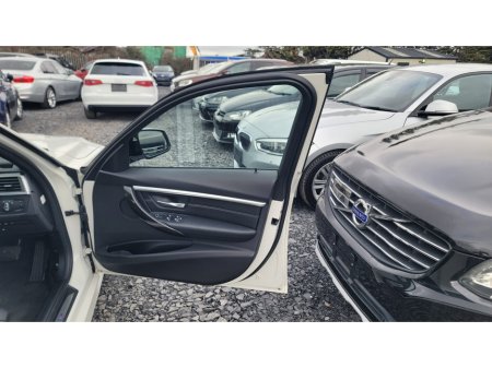 2016 BMW 3 Series - thumbnail 10