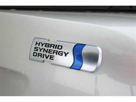 2017 Toyota Prius - thumbnail 21