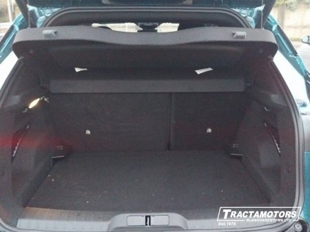 2025 Alfa Romeo Junior IBRIDA 1.2 136BHP MHEV 5 €35,999 thumbnail