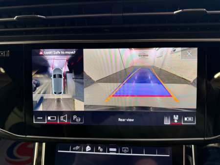 2022 Audi Q8 - thumbnail 17