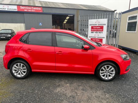 2015 Volkswagen Polo - thumbnail 2