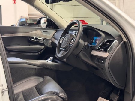 2024 Volvo XC90 - thumbnail 16