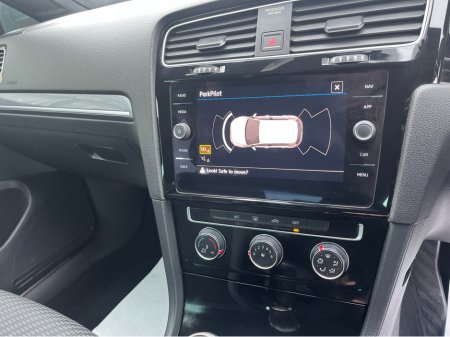 2018 Volkswagen Golf R LINE 1.5 TSI MANUAL, 2 YEAR NCT, LOW TAX, LOW INSURANCE €18,995 thumbnail