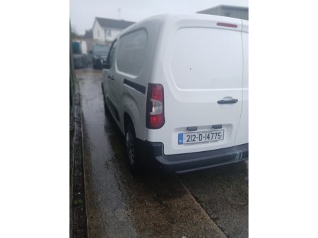 2021 Citroen Berlingo  €11,500 thumbnail