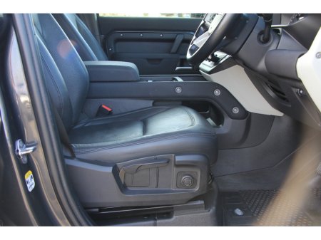 2022 Land Rover Defender - thumbnail 15