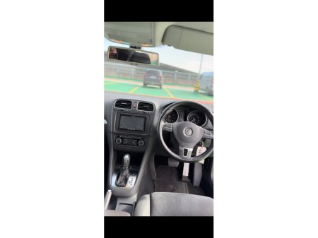 2012 Volkswagen Golf - thumbnail 9