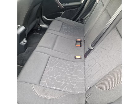 2016 Peugeot 2008 - thumbnail 11