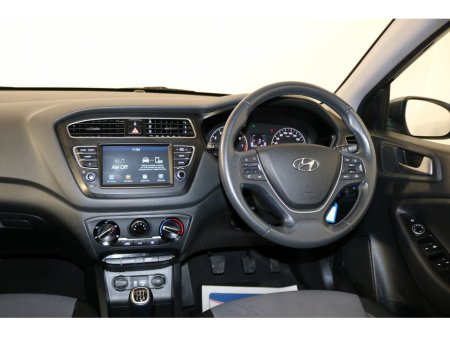 2019 Hyundai i20 DELUXE PLUS 1.2L PPETROL HATCHBACK €14,495 thumbnail