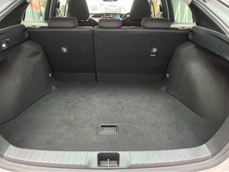 2022 Toyota Prius - thumbnail 8