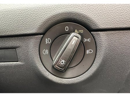 2017 Skoda Octavia - thumbnail 27