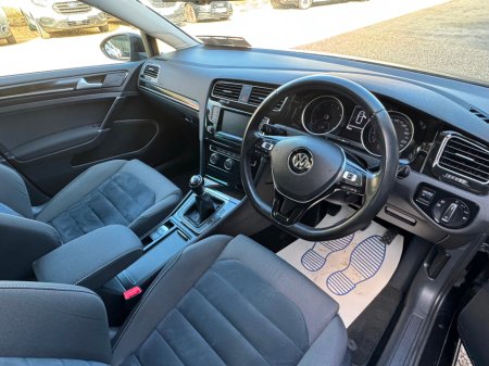 2014 Volkswagen Golf - thumbnail 18