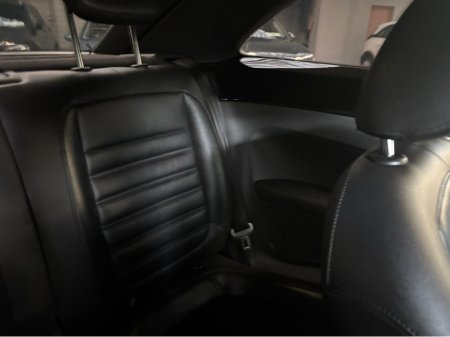 2013 Volkswagen Beetle - thumbnail 11