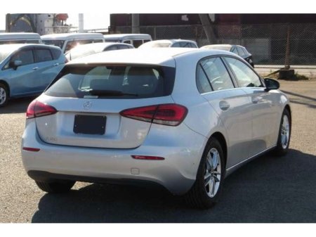 2021 Mercedes-Benz A Class - thumbnail 4