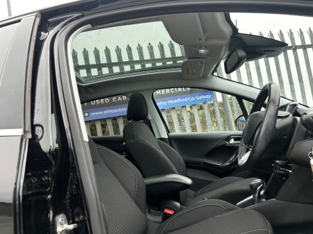 2016 Peugeot 208 - thumbnail 9