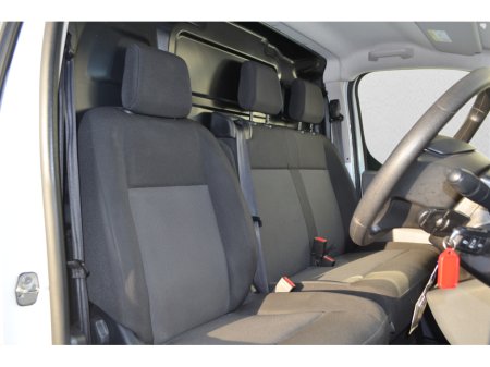 2022 Opel Vivaro L2H1-1.5 100PS-6SP MAN 100PS-DIE-6SP 5DR €18,995 thumbnail