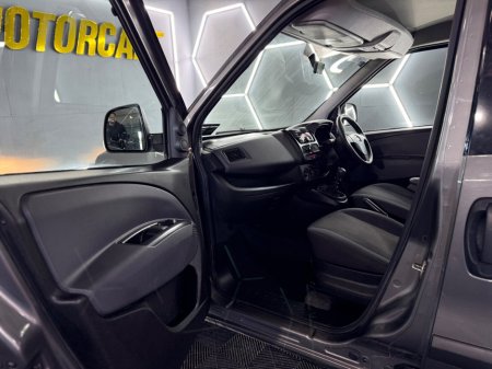 2017 Fiat Doblo - thumbnail 16