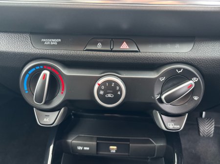 2023 Kia Stonic - thumbnail 14