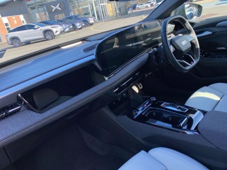 2025 Audi A6 - thumbnail 12