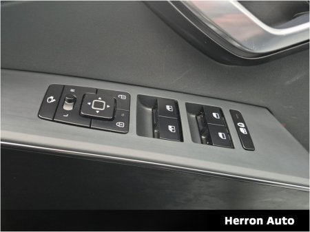 2022 Kia Niro 1.6 GDI PHEV K4 Black Cladding Auto €26,900 thumbnail