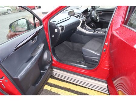 2015 Lexus NX 300 h 300H SE €19,950 thumbnail