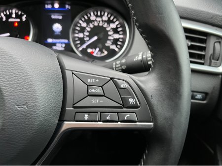 2020 Nissan Qashqai DIG-T TEKNA 1.3 PETROL //MASSIVE SPEC//PANORAMIC GLASS ROOF//SAT NAV//BOSE SOUND SYSTEM//HALF LEATHER HEATED SEATS//ADAPTIVE CRUISE CONTROL// €19,950 thumbnail