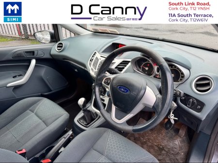 2010 Ford Fiesta TITANIUM 1.25 82PS 5DR €5,900 thumbnail
