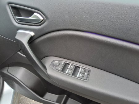 2023 Renault Captur - thumbnail 16