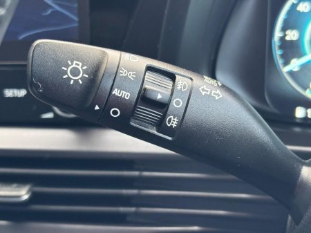 2022 Hyundai i20 PREMIUM MHEV T-GDI €18,956 thumbnail