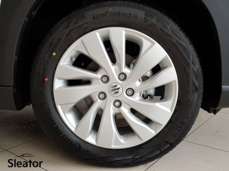 2026 Suzuki SX4 S-Cross  €34,950 thumbnail