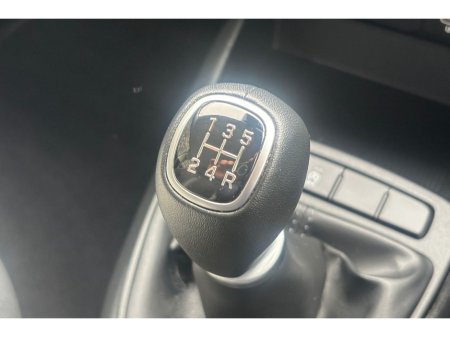 2024 Hyundai i10 ADVANCE €17,995 thumbnail