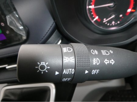 2026 Maxus Deliver 9 BOXBODY WITH TAIL LIFT BUILD OPTIONS AVAILABLE thumbnail