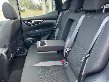 2018 Nissan Qashqai 1.2 PET SV CVT €15,950 thumbnail