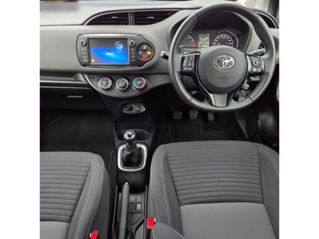 2018 Toyota Yaris 1.0 VVT-i 5Dr Luna €15,799 thumbnail