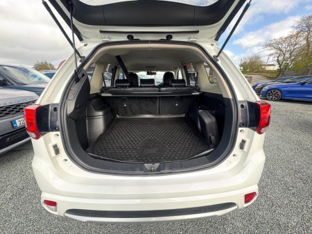 2018 Mitsubishi Outlander - thumbnail 24