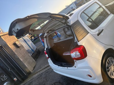 2018 Toyota Passo - thumbnail 17