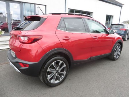 2019 Kia Stonic K2 5DR // ONLY 28k KMS // €16,950 thumbnail