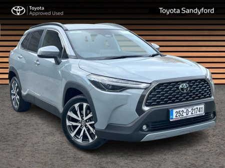 2025 Toyota Corolla Cross *ZERO MILEAGE - SAVE THOUSANDS* 1.8 HYBRID SPORT // REAR CAMERA // APPLE CARPLAY/ANDROID AUTO // AIR CON // FULL WARRANTY €41,945